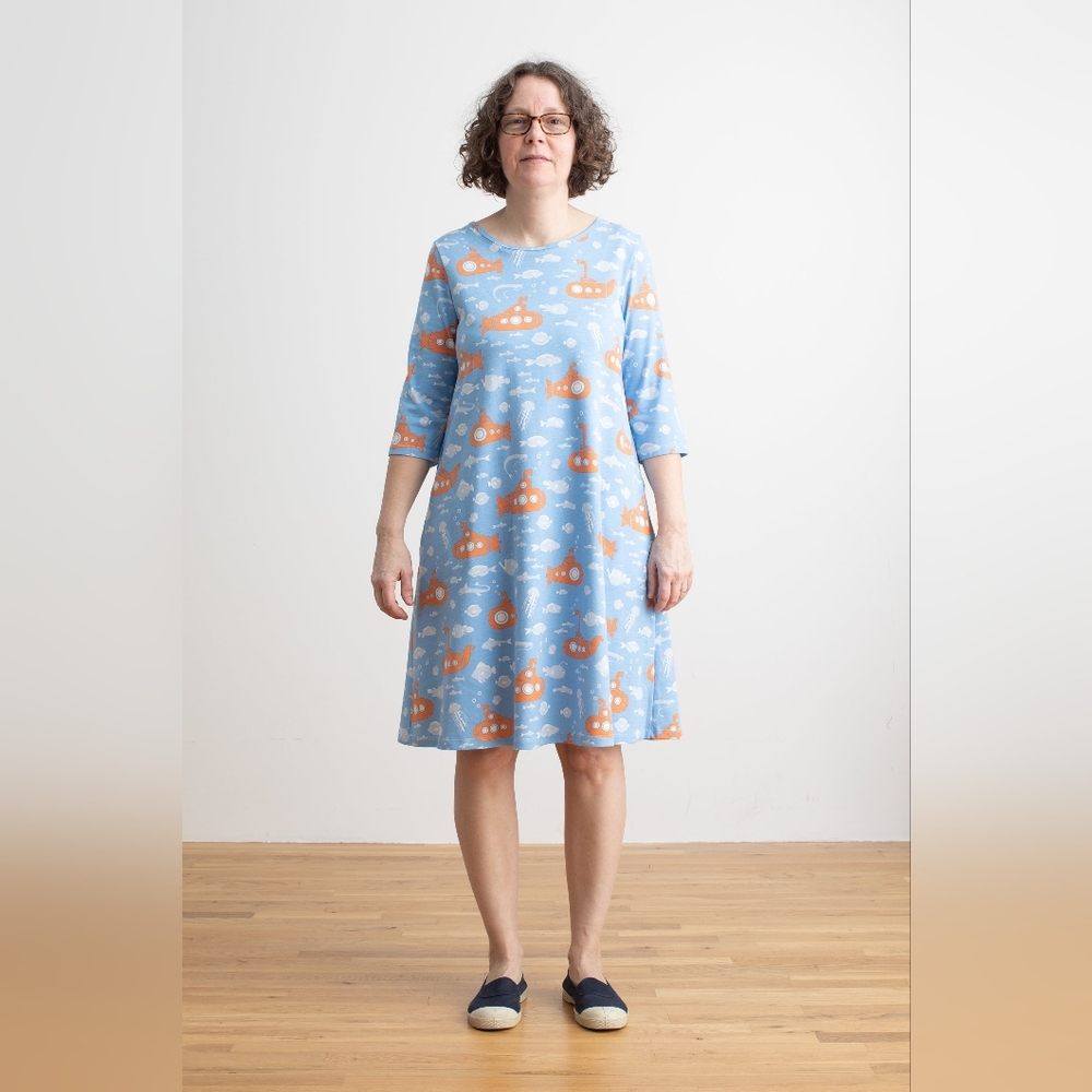 NWOT Winter Water Factory Helsinki Submarine Print Dress Size M - Picture 2 of 6